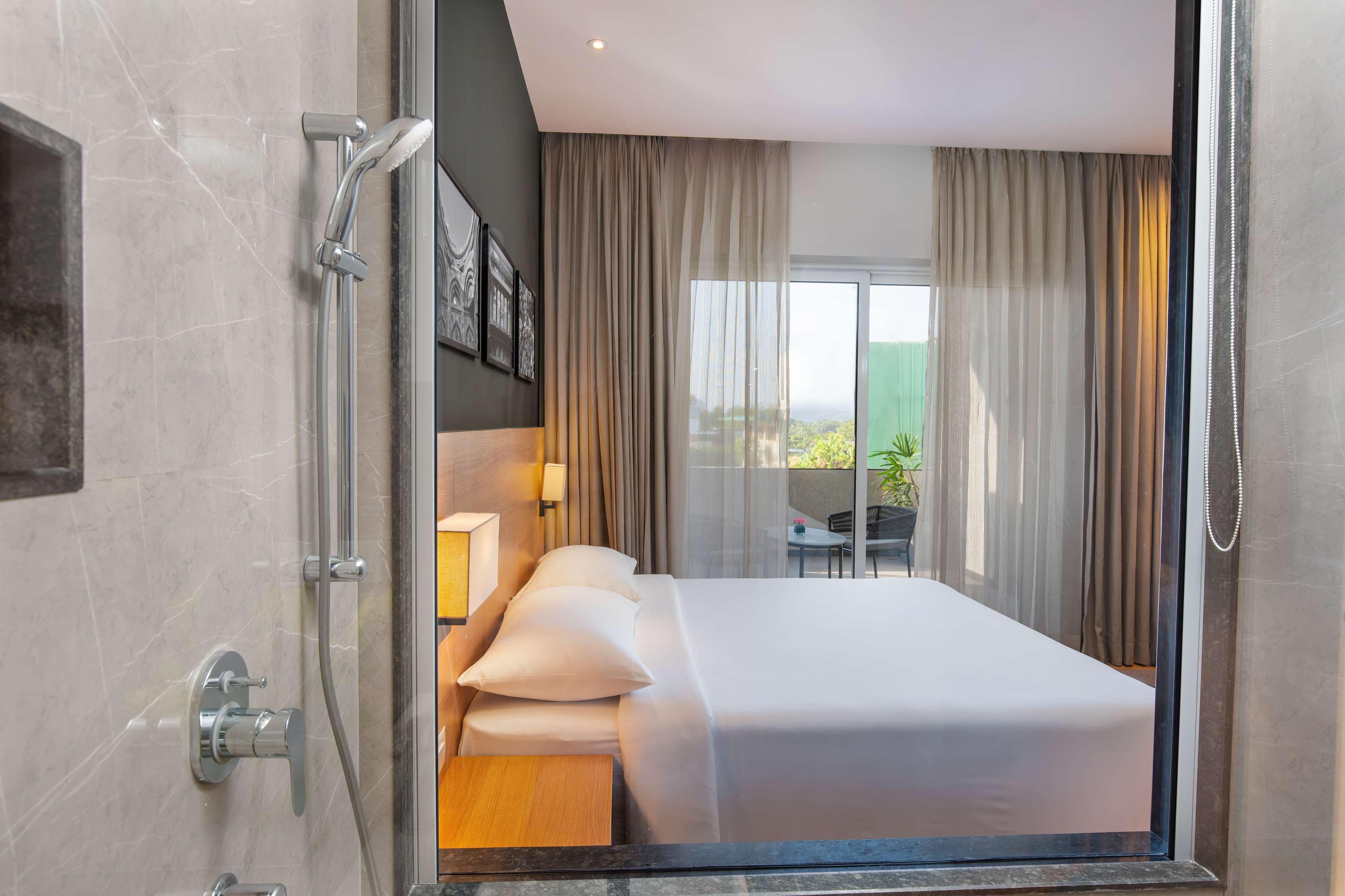Park Inn By Radisson Gwalior Dış mekan fotoğraf