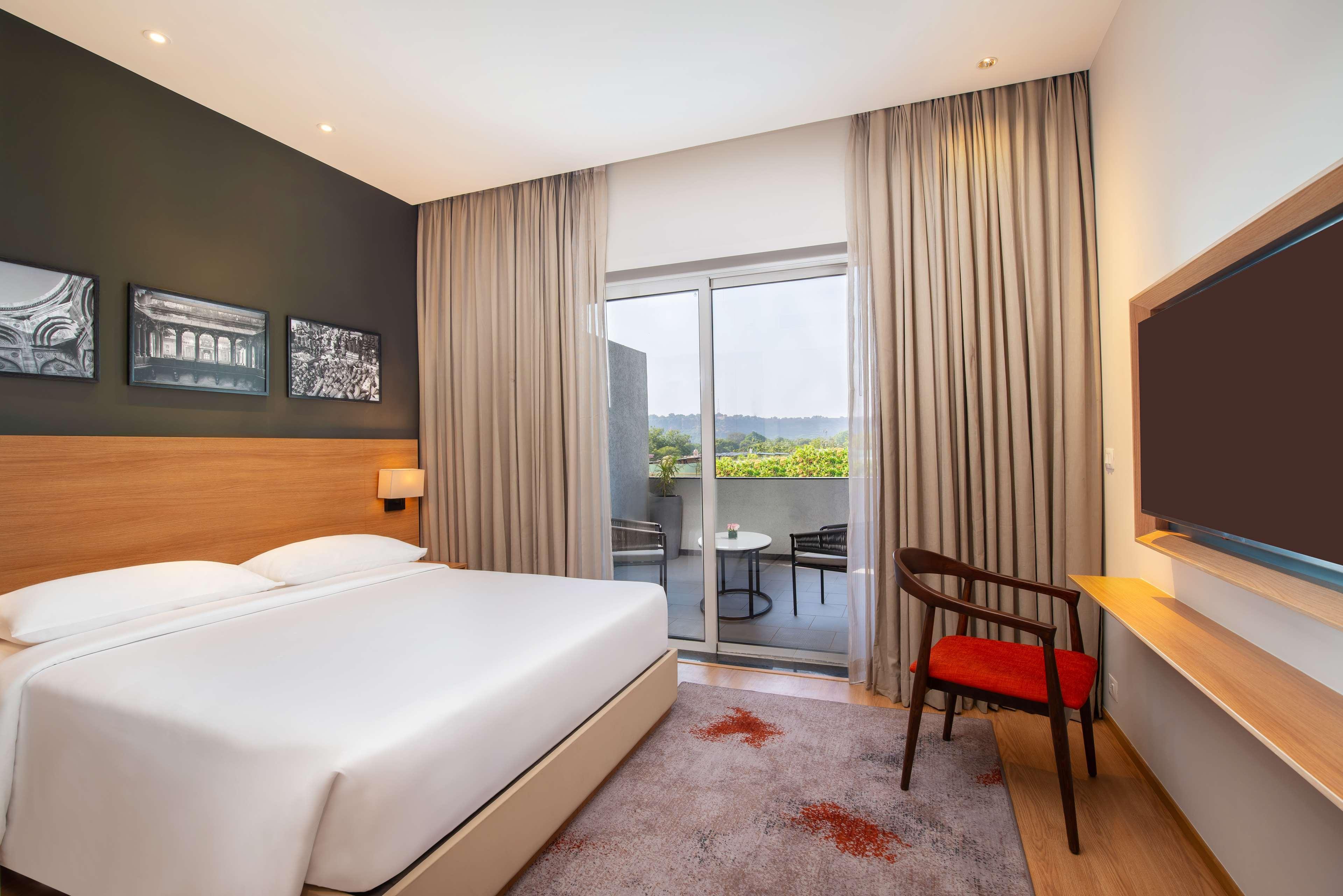 Park Inn By Radisson Gwalior Dış mekan fotoğraf